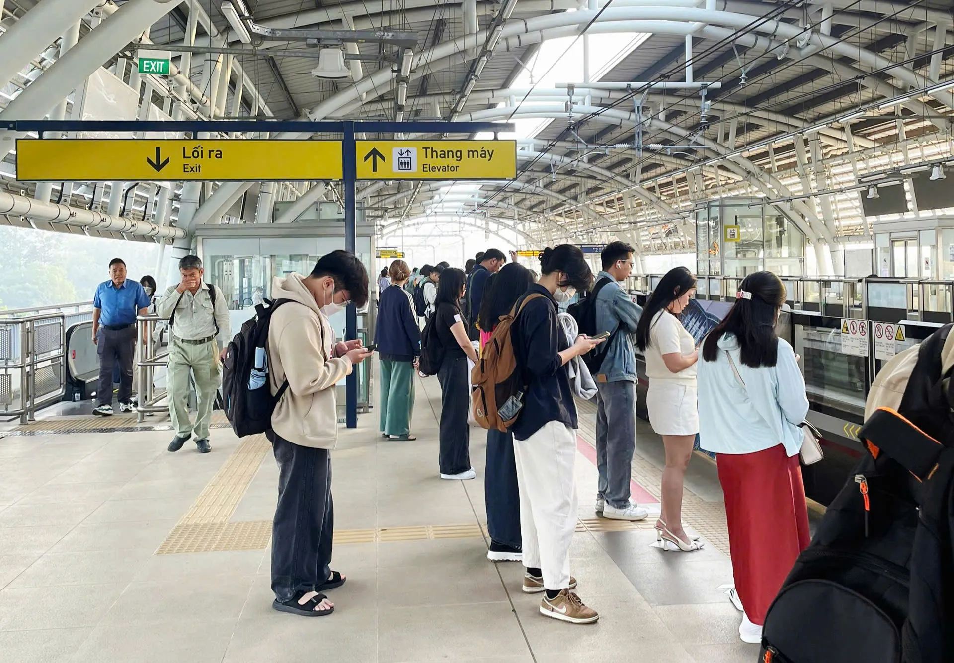 Khơi lòng trắc ẩn, giảm áp lực tinh thần trong thời đại AI