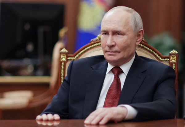 Ông Putin phát thông điệp mới cho Ukraine, Mỹ? Ông Putin phát thông điệp mới cho Ukraine, Mỹ?